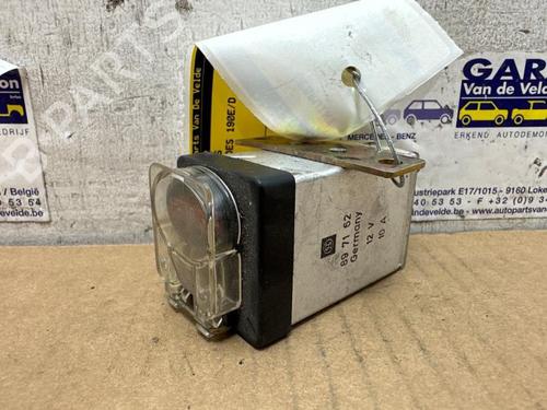 Used Electronic sensor Electronic sensor MERCEDES-BENZ 190 (W201) E 2.0 (201.024) (122 hp) 38845523 38845523