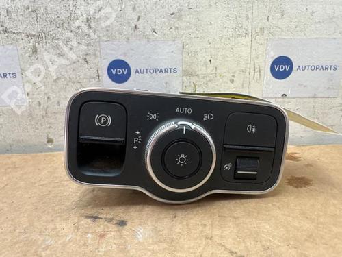 headlight-switch-mercedes-benz-cla-shooting-brake-x118-2019-38836335 main image
