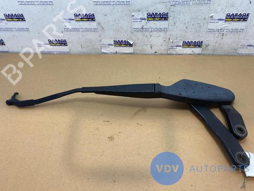 Used Front windshield wiper arm MERCEDES-BENZ C-CLASS T-Model (S204) C 200 CDI (204.207) (136 hp) 25955011