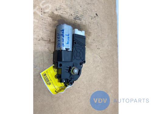 Sunroof engine MERCEDES-BENZ C-CLASS (W204) C 200 CDI (204.001) | BP25946281M60