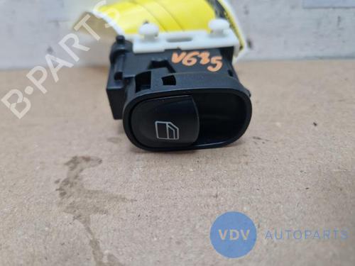 Used Switch MERCEDES-BENZ C-CLASS (W203) C 200 Kompressor (203.042) (163 hp) 25962520