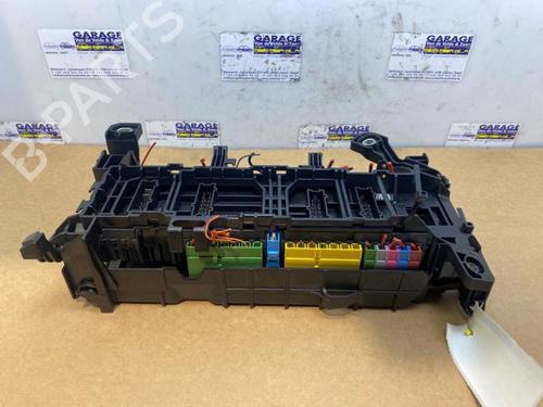 fuse-box-mercedes-benz-cla-coupe-c117-2013-2014-2015-2016-2017-2018-2019-38843001 main image