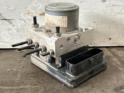 abs-pump-mercedes-benz-e-class-w213-2016-38817555 main image