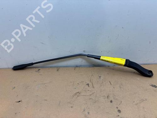 Used Front windshield wiper arm MERCEDES-BENZ A-CLASS (W169) A 160 (169.031, 169.331) (95 hp) 30528081