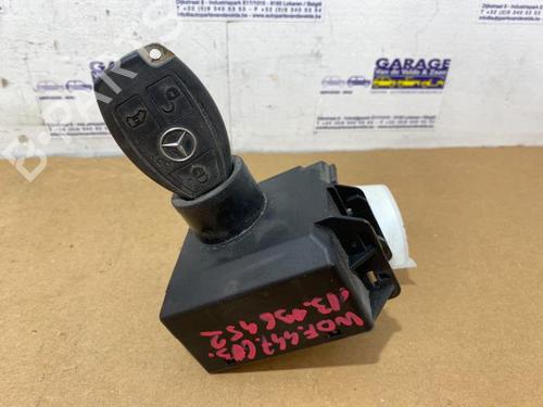 ignition-barrel-mercedes-benz-vito-van-w447-2014-38852802 main image