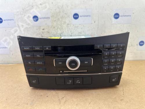 radio-mercedes-benz-e-class-w212-2009-2010-2011-2012-2013-2014-2015-2016-38836357 main image