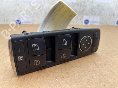 switch-mercedes-benz-c-class-w204-2007-2008-2009-2010-2011-2012-2013-2014-2015-38832828 main image