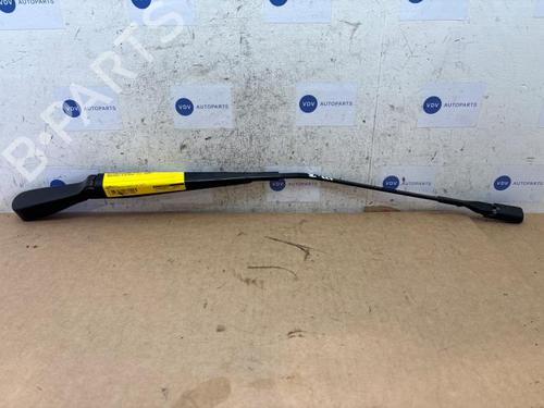 front-windshield-wiper-arm-mercedes-benz-a-class-w177-2018-38832084 main image