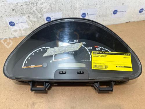 Used Instrument cluster Instrument cluster 38829829 38829829