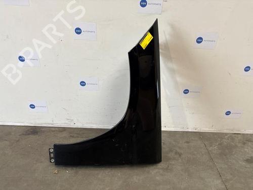 Used Left front fenders Left front fenders 38857250 38857250