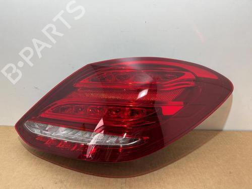 Fanale posteriore destro MERCEDES-BENZ C-CLASS (W205) C 220 BlueTEC / d (205.003) (163 hp) 30917325