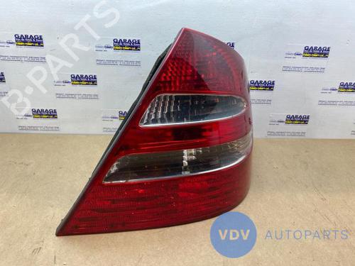 Used Right taillight MERCEDES-BENZ E-CLASS (W211) E 220 CDI (211.006) (150 hp) 25945499