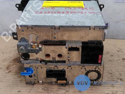 Radio MERCEDES-BENZ S-CLASS (W220) S 320 CDI (220.026, 220.126) | BP25943048E6 