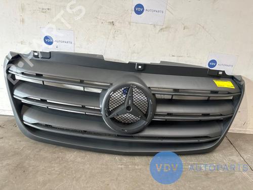 Grille MERCEDES-BENZ SPRINTER 3,5-t Van (B907, B910) 314 CDI RWD (907.631, 907.633, 907.635, 907.637) | BP25966790C40 