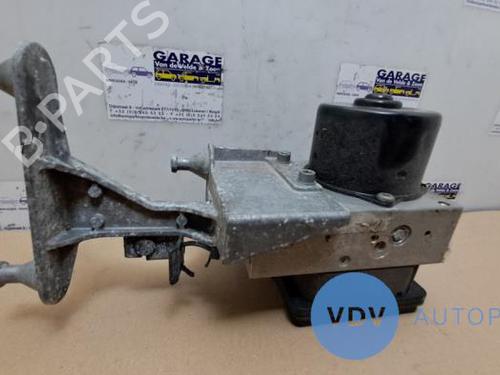 Abs pomp MERCEDES-BENZ CLK (C209) CLK 220 CDI (209.308) (136 hp) 25956805