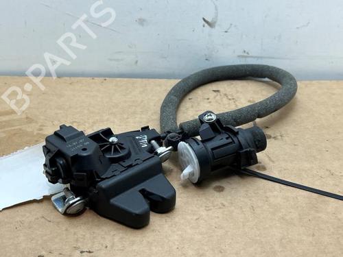 tailgate-lock-mercedes-benz-c-class-w204-2007-2008-2009-2010-2011-2012-2013-2014-2015-38822336 main image