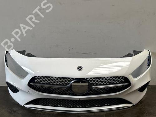 Used Front bumper Front bumper MERCEDES-BENZ A-CLASS (W177) A 200 (177.087) (163 hp) 40483227 40483227