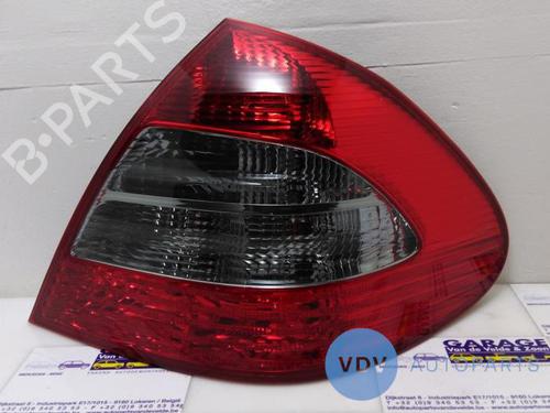 Used Right taillight MERCEDES-BENZ E-CLASS (W211) E 200 CDI (211.007) (136 hp) 25963353