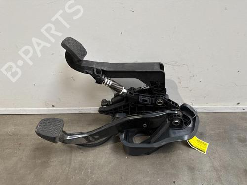 Used Clutch pedal Clutch pedal 38850977 38850977