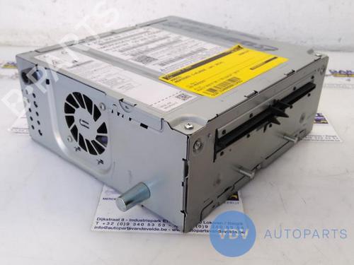 Used Radio MERCEDES-BENZ C-CLASS (W205) C 200 (205.042) (184 hp) 25942513