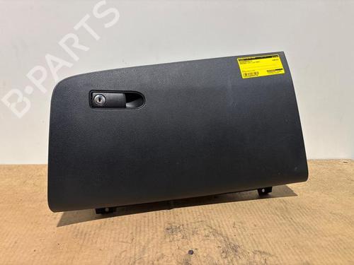 glove-box-mercedes-benz-vito-van-w447-2014-38822013 main image