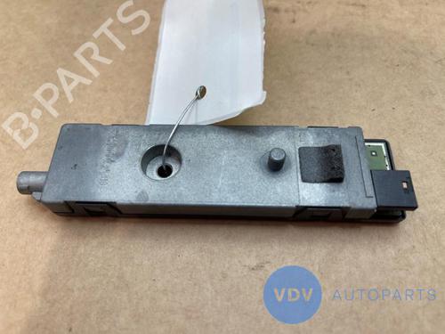 Antenne/Base MERCEDES-BENZ E-CLASS (W212) E 200 CGI (212.048, 212.148) (184 hp) 25973381