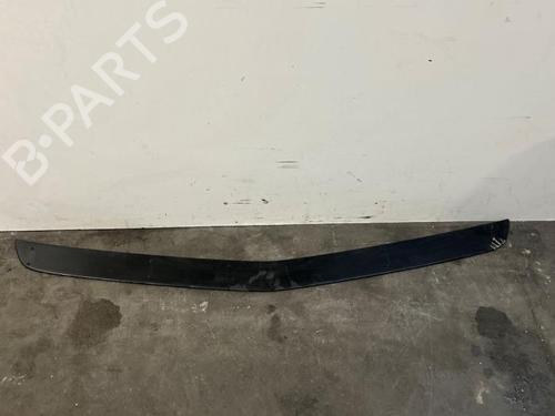 Used Front bumper spoiler Front bumper spoiler 38822720 38822720
