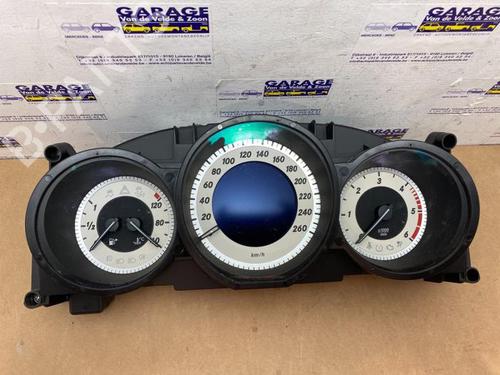 Used Instrument cluster Instrument cluster MERCEDES-BENZ CLS (C218) CLS 250 CDI / BlueTEC / d (218.303, 218.304) (204 hp) 38847586 38847586