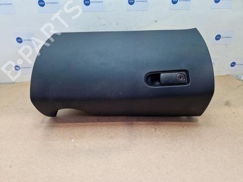 Used Glove box Glove box 38839278 38839278