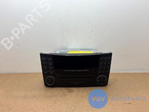 Used Radio MERCEDES-BENZ E-CLASS (W211) E 220 CDI (211.006) (150 hp) 29568053