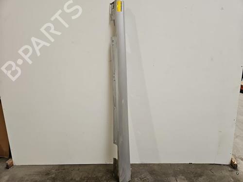 Used Left sideskirt Left sideskirt 38827648 38827648