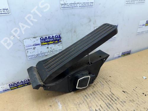 pedal-mercedes-benz-cls-c218-2011-2012-2013-2014-2015-2016-2017-38842898 main image