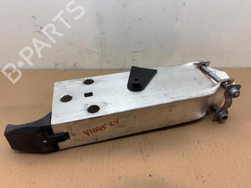 Used Front bumper bracket Front bumper bracket 38825269 38825269