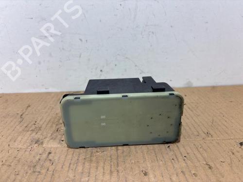 Used Central lock pump Central lock pump MERCEDES-BENZ S-CLASS (W126) 300 SE, SEL (126.024, 126.025) (188 hp) 40552412 40552412