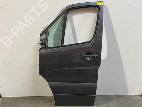 Tür links vorne für MERCEDES-BENZ SPRINTER 3,5-t Van (B906) 314 CDI (906.631, 906.633, 906.635, 906.637) (143 hp) 31056541