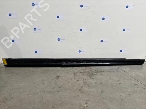 Used Right sideskirt Right sideskirt 38841020 38841020