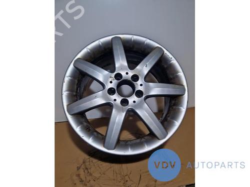 Używane Felga MERCEDES-BENZ C-CLASS (W203) C 200 Kompressor (203.042) (163 hp) 25970640