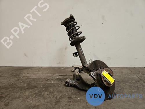 Used Left front steering knuckle MERCEDES-BENZ GLA (H247) GLA 200 d (247.712) (150 hp) 29445293