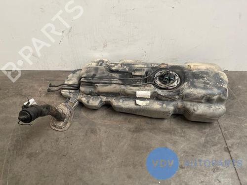 Used Fuel tank MERCEDES-BENZ VITO Van (W447) 119 CDI / BlueTEC 4x4 (447.601, 447.603, 447.605) (190 hp) 29417959