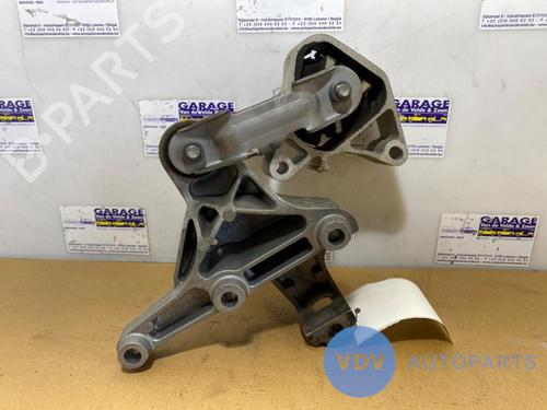 Gearbox mount MERCEDES-BENZ B-CLASS Sports Tourer (W246, W242) B 200 CDI (246.201) | BP25953891M88