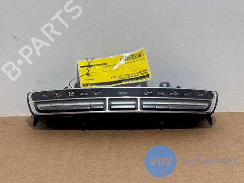 Used Climate control MERCEDES-BENZ C-CLASS (W205) C 300 BlueTEC Hybrid / h (205.012) (231 hp) 26195406