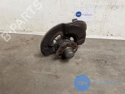 Used Right front steering knuckle MERCEDES-BENZ CLS (C218) CLS 250 CDI / BlueTEC / d (218.303, 218.304) (204 hp) 25973926