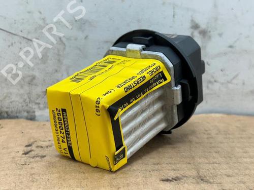 Used Heater resistor Heater resistor MERCEDES-BENZ SPRINTER 3,5-t Van (B906) 316 CDI (906.631, 906.633, 906.635, 906.637) (163 hp) 38820947 38820947