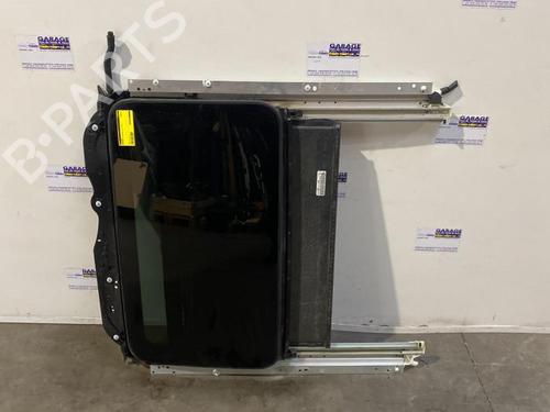 sunroof-mercedes-benz-cls-c218-2011-2012-2013-2014-2015-2016-2017-39152036 main image