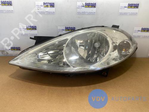Used Right headlight MERCEDES-BENZ A-CLASS (W169) A 150 (169.031, 169.331) (95 hp) 25952982