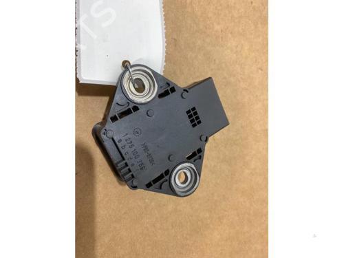 Electronic sensor MERCEDES-BENZ E-CLASS (W212) E 200 CDI / BlueTEC (212.005, 212.006) | BP38853393M84 - Image 4
