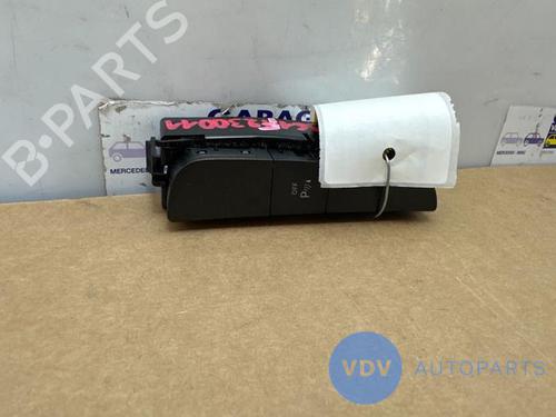 Used Switch MERCEDES-BENZ C-CLASS (W205) C 160 (205.044) (129 hp) 25948008