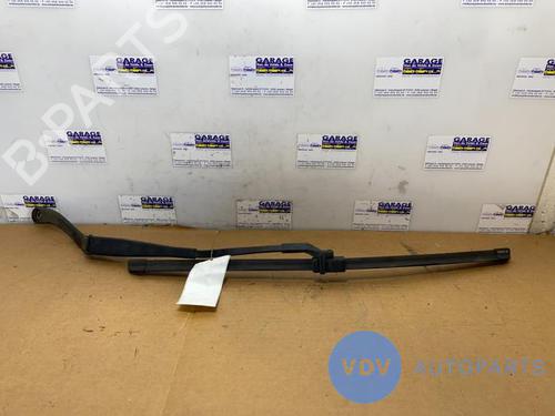 Used Front windshield wiper arm MERCEDES-BENZ C-CLASS (W204) C 180 CDI (204.000) (120 hp) 25950799
