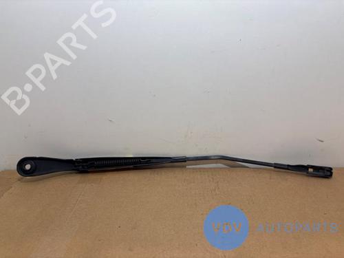 Front windshield wiper arm MERCEDES-BENZ VITO Van (W447) 114 CDI (447.601, 447.603, 447.605) | BP26384052C143