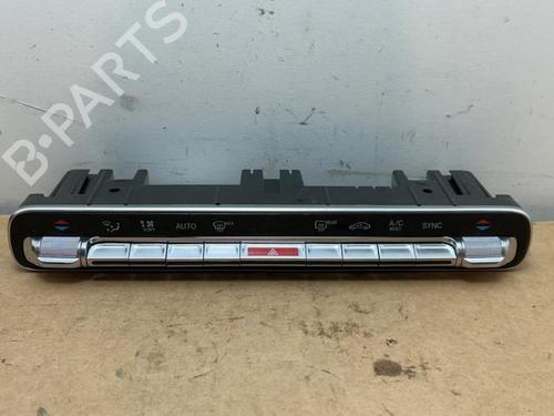 climate-control-mercedes-benz-a-class-saloon-v177-2018-38822579 main image